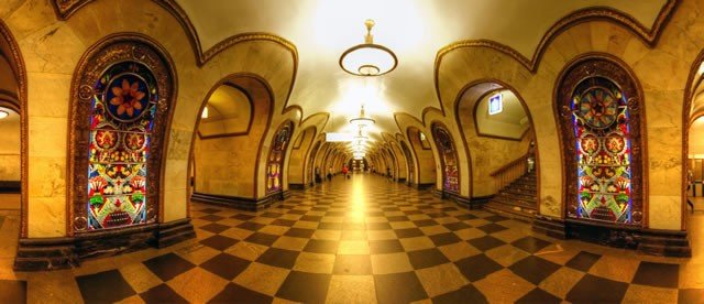 Novoslobodskaya Station