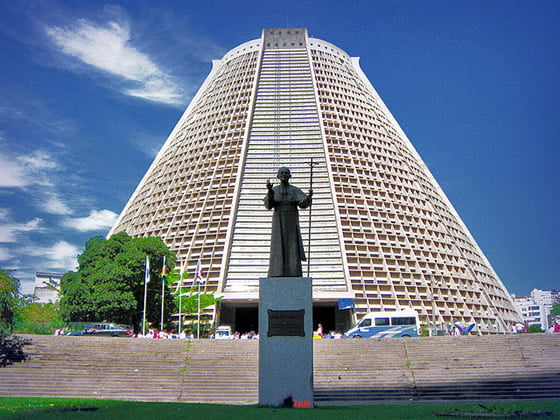 catedral_metropolitana_do_rio_de_janeiro_3.jpg