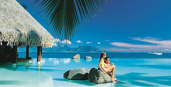 Intercontinental Tahiti Resort Infinity Pool